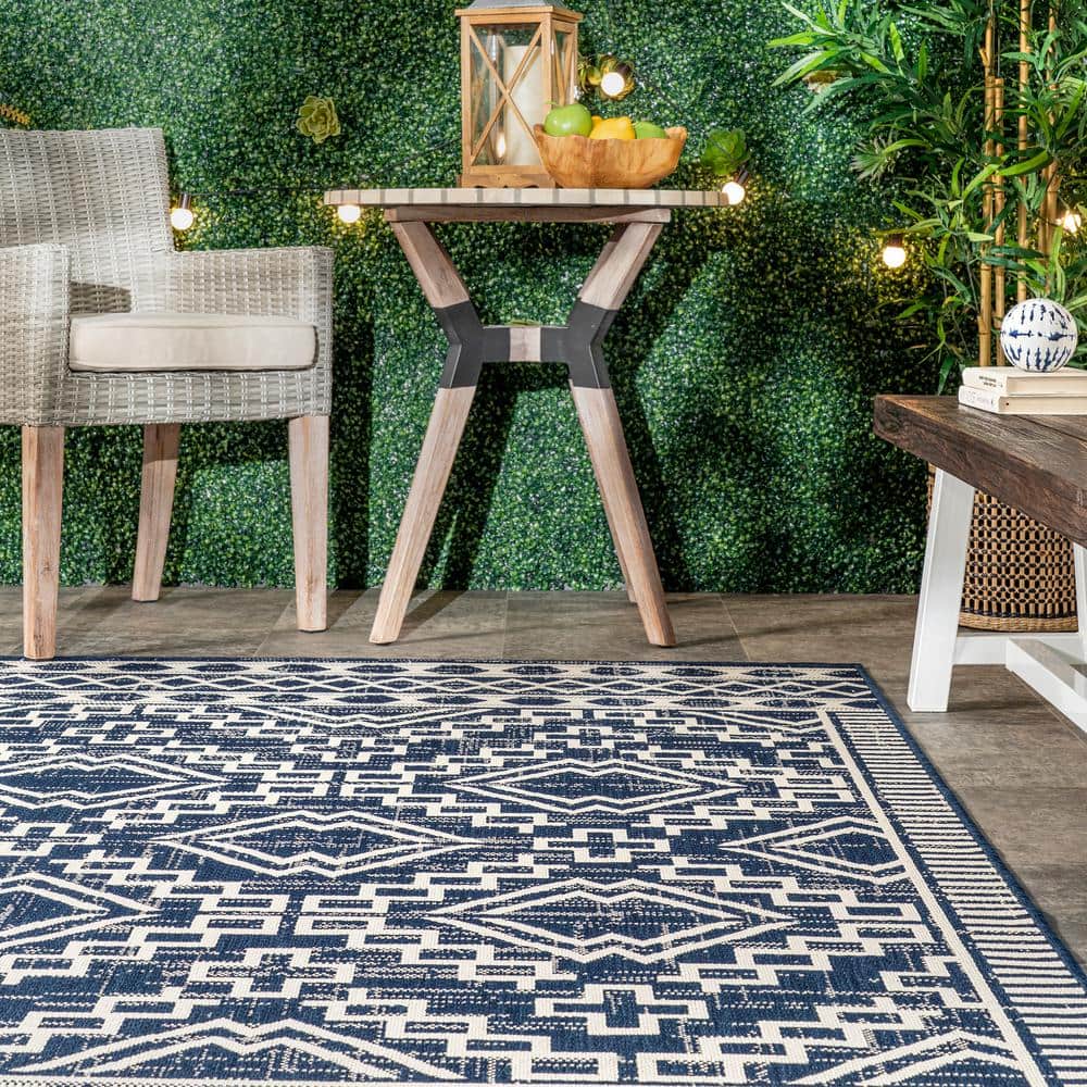 Navy and Ivory Synthetic Diamond Pattern Runner Rug, 2' x 8'