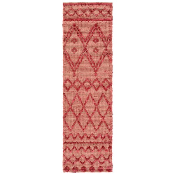 SAFAVIEH Natural Fiber Red/Beige 2 ft. x 8 ft. Chevron High-Low Runner Rug