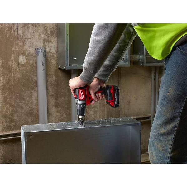 Milwaukee - M18 18-Volt Lithium-Ion Brushless Cordless 1/2 in. Compact Drill/Driver (Tool-Only)