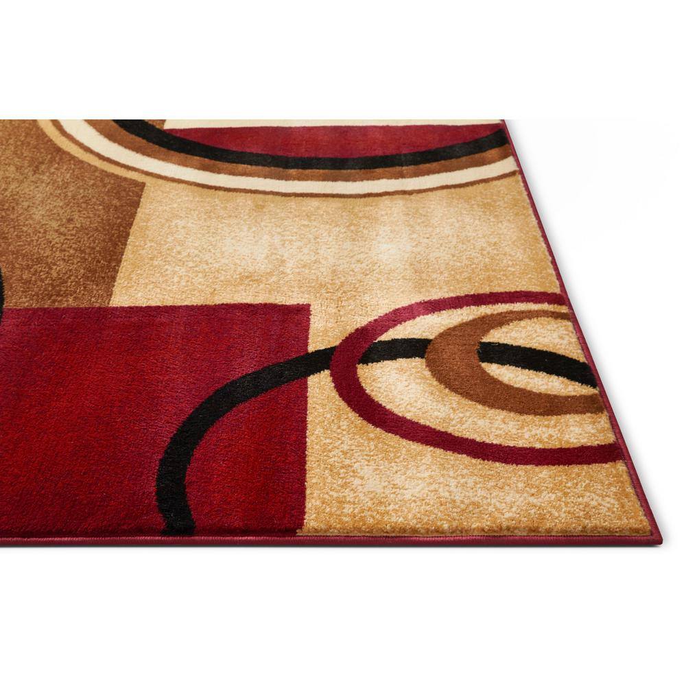 Red and Beige Geometric Synthetic Area Rug 3'11" x 5'3"