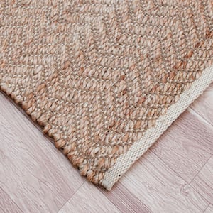 Natural Jute Chevron Indoor Area Rug LR03379 2 ft. 6 in. x 7 ft. 9 in. Tan