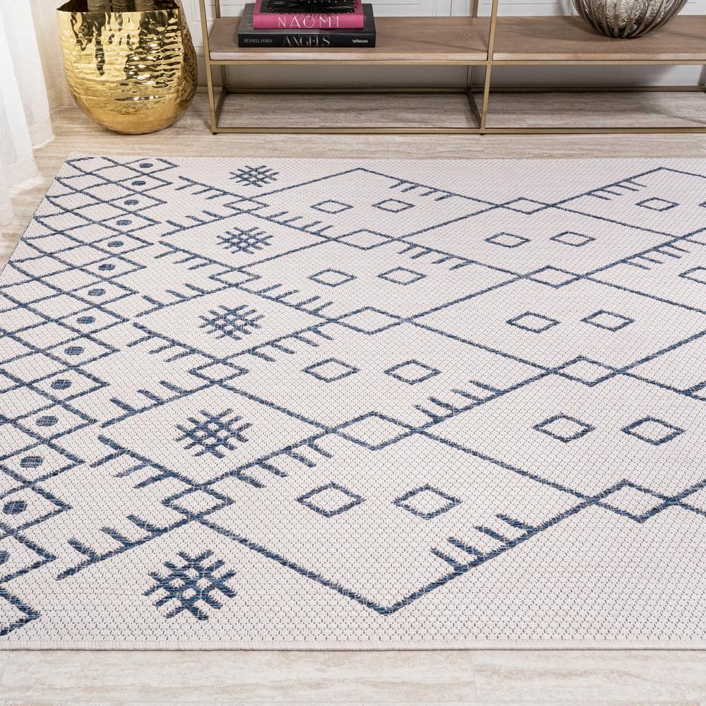 Ivory/Navy Boho Moroccan 4'x6' Synthetic Area Rug