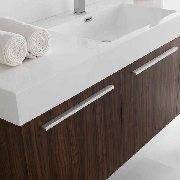 https://images.thdstatic.com/productImages/2e0e2ce1-bf68-4b7a-81e8-b87e24235a48/svn/fresca-bathroom-vanities-with-tops-fvn8093gw-1f_600.jpg