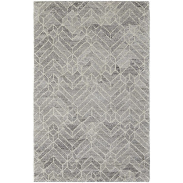 HomeRoots Gray and Ivory Geometric 10 ft. x 14 ft. Area Rug