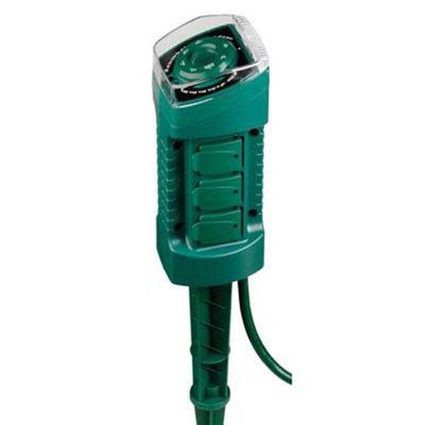 Westek 15 Amp Plug-In 6-Outlet Photocell Stake Timer