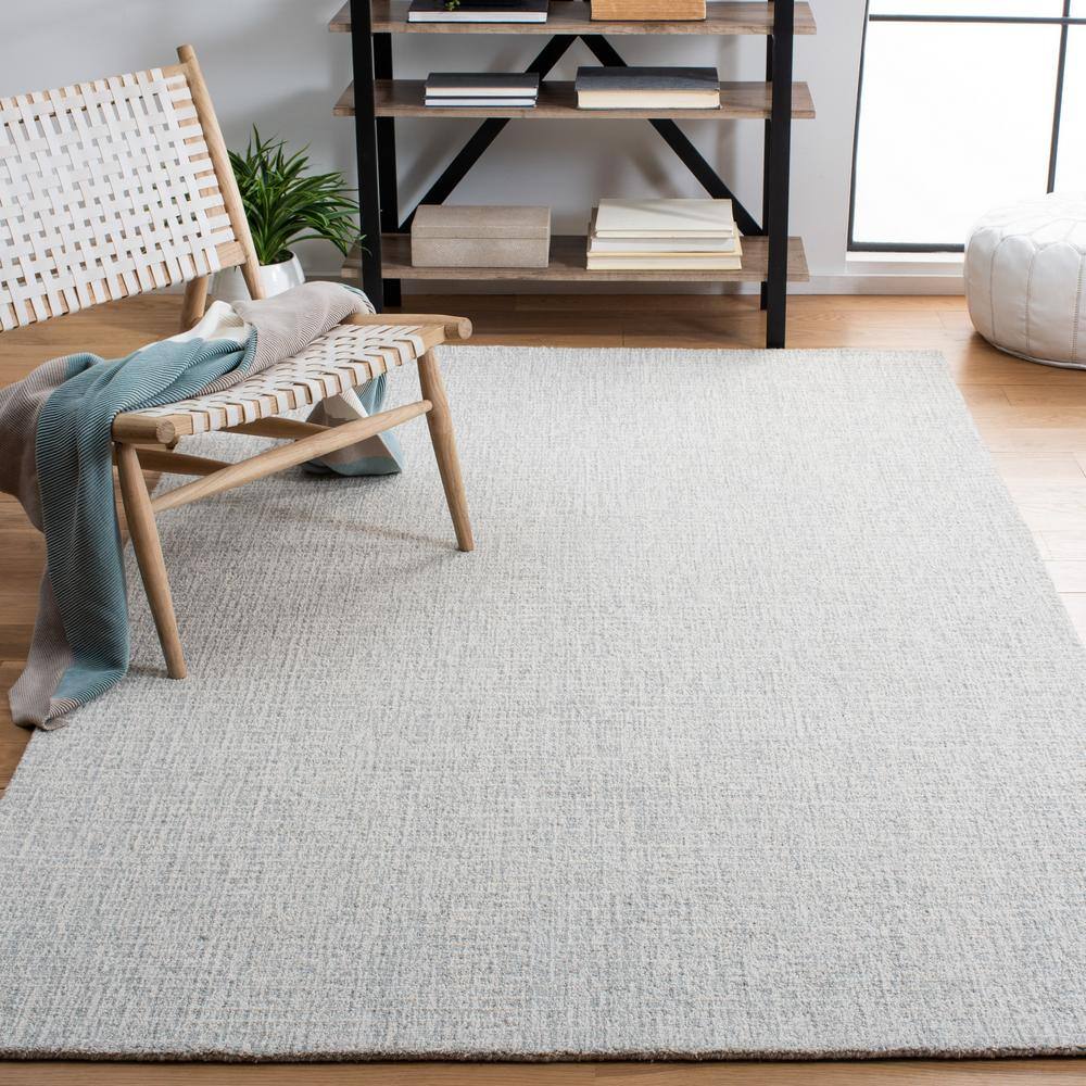 Ivory and Light Grey Handmade Wool Tufted Area Rug