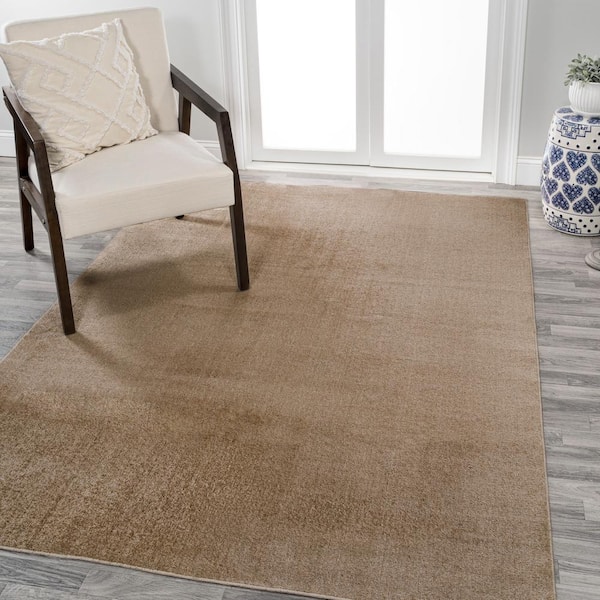 JONATHAN Y Twyla Classic Brown 4 ft. x 6 ft. Solid Low-Pile Machine-Washable Area Rug