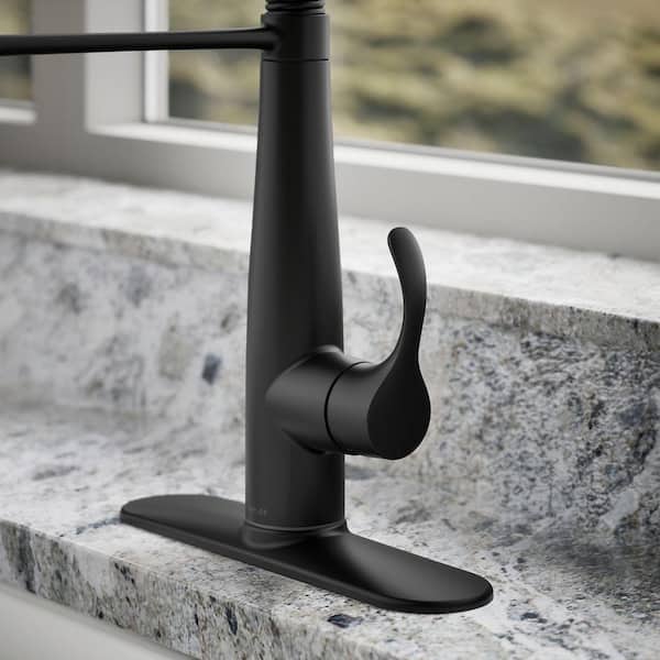 KOHLER Simplice Single-Handle Pull-Down Sprayer Kitchen Faucet in