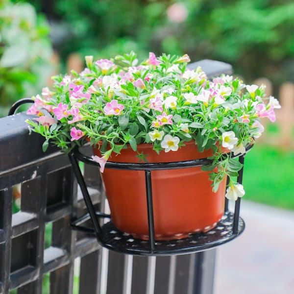 Justincity 7.8 in. Black Metal Hanging Planter Durable Steel Construction Decorative Over Rail Fence Flower Pot Holder 3-Pack