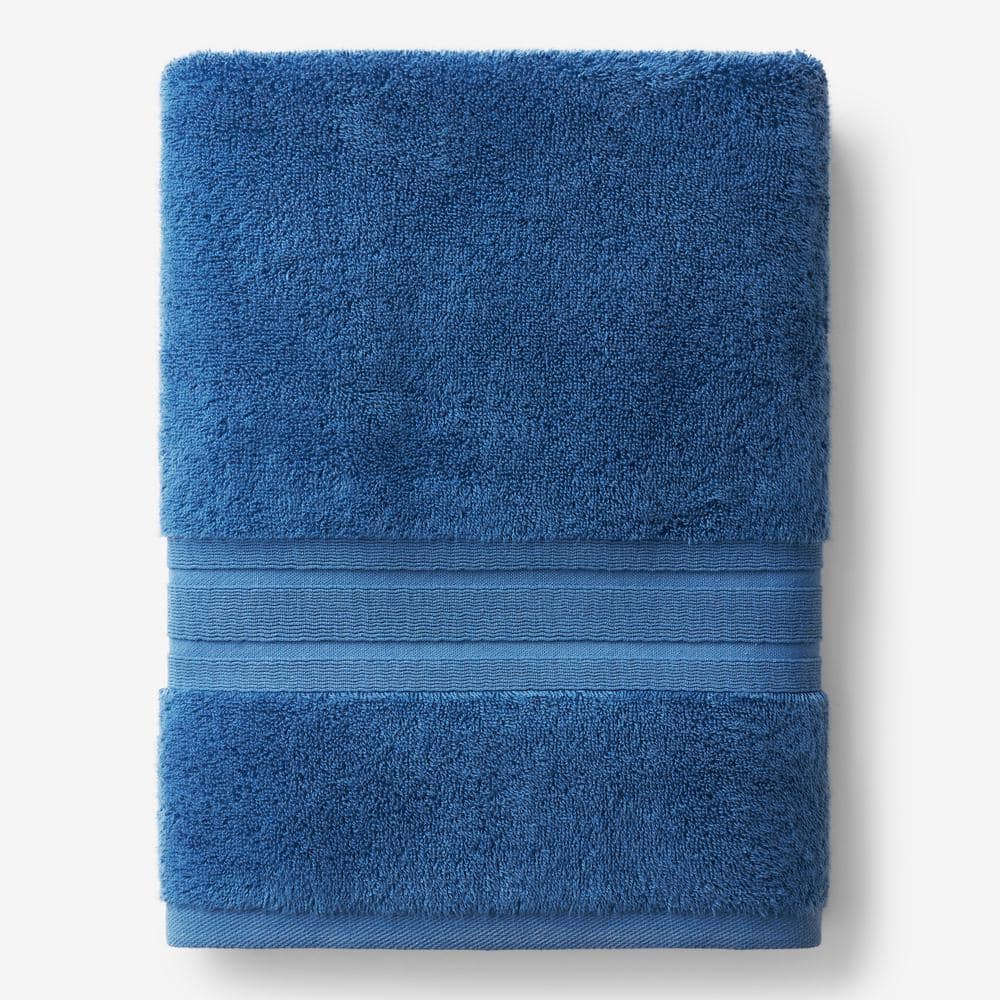 https://images.thdstatic.com/productImages/2e52b623-c622-4938-8b10-8833fb86cd7f/svn/sapphire-the-company-store-bath-towels-vk37-bsh-sapphire-64_1000.jpg