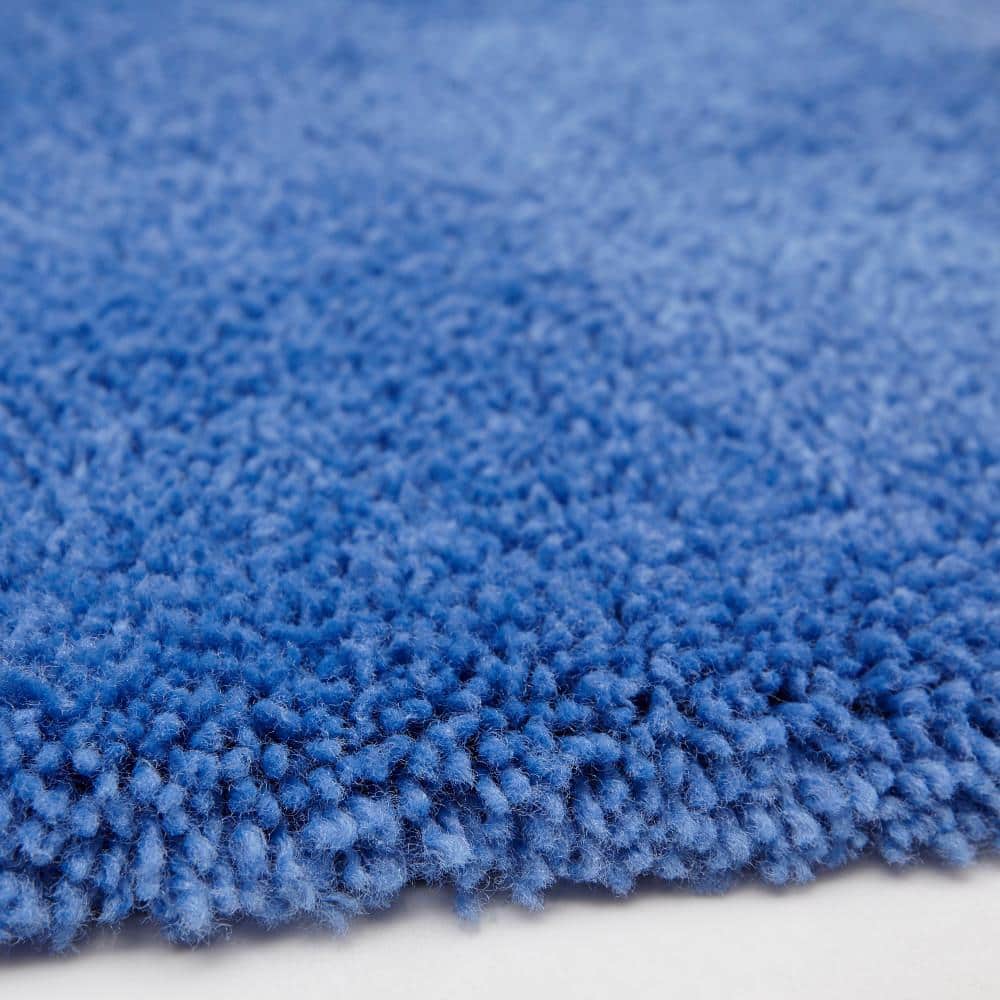 Soft Plush Blue Nylon Bath Rug, 2'x3'4"