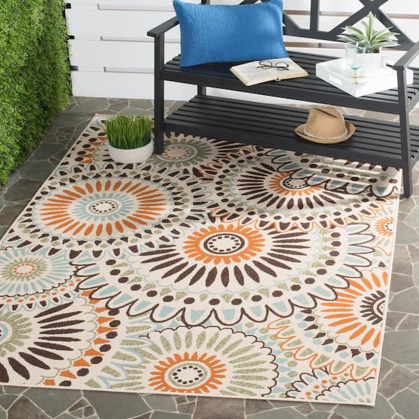 Veranda Cream/Chocolate 5 ft. x 8 ft. Floral Indoor/Outdoor Patio  Area Rug