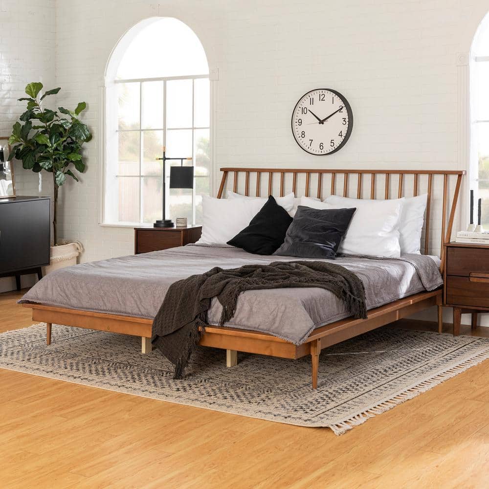 Walker Edison Furniture Company Spindle Back Solid Wood King Bed in Caramel  HD8545 - The Home Depot