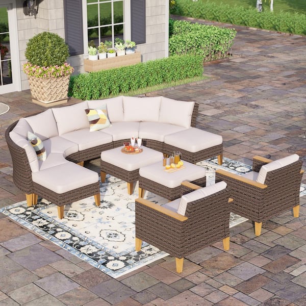 Curved outdoor sectional outlet cushions