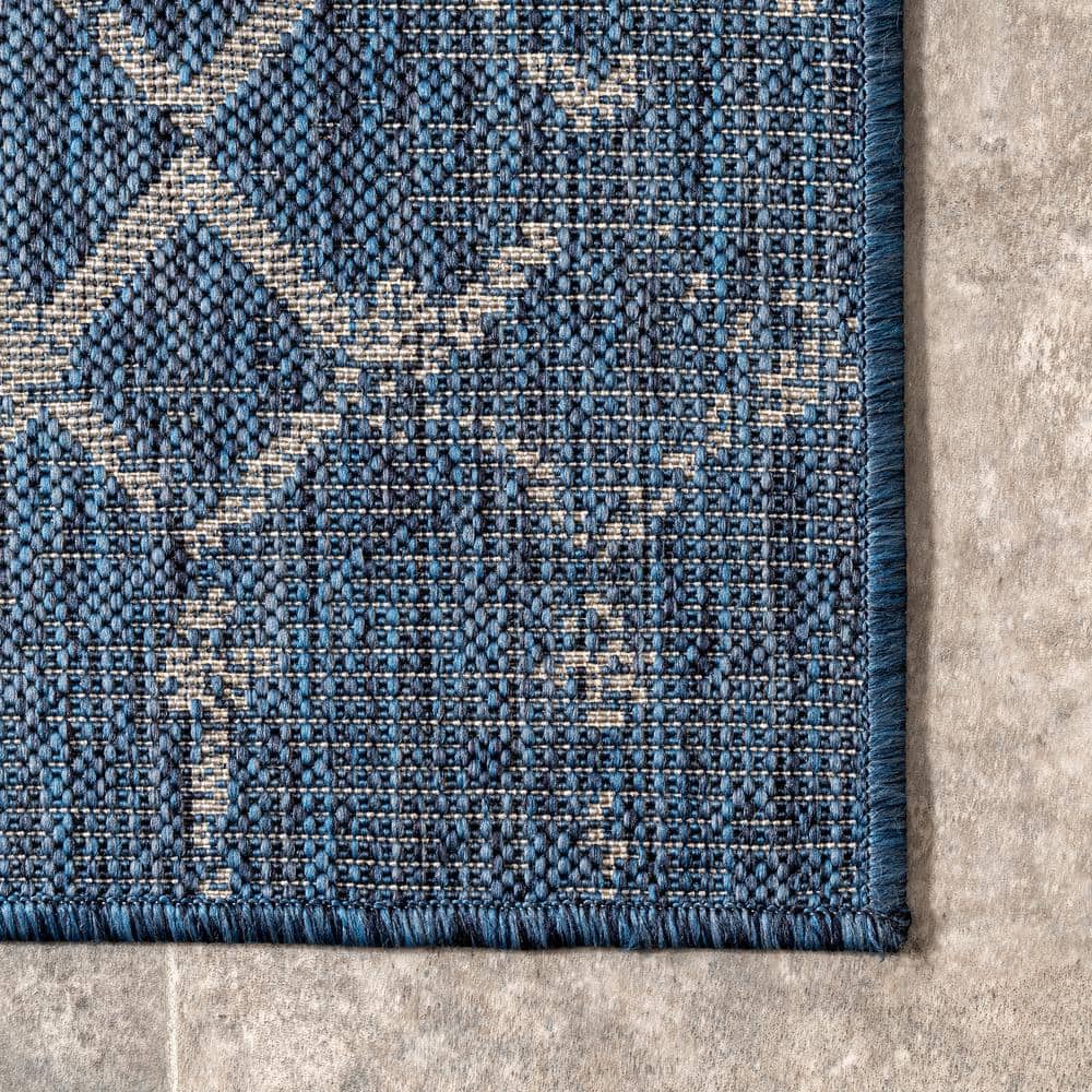 Blue Trellis 5x8 Washable Synthetic Indoor/Outdoor Area Rug