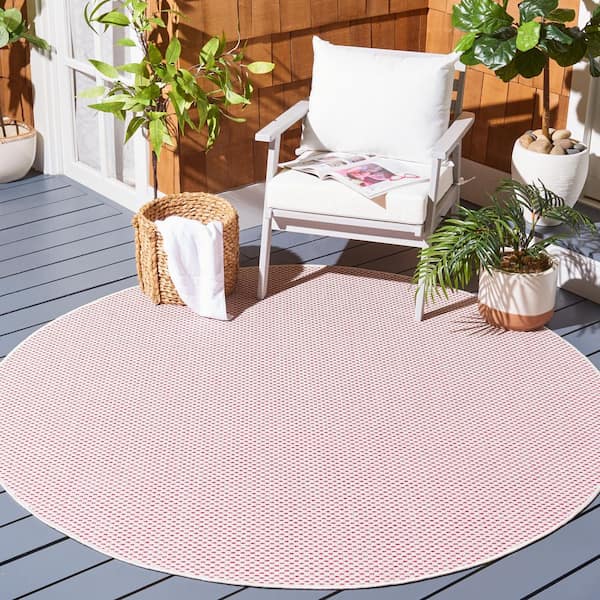Courtyard Ivory/Pink 7 ft. x 7 ft. Solid Color Distressed Indoor/Outdoor Round Area Rug