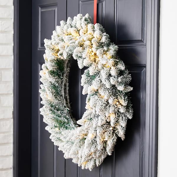 2021 Sparkling White Hallmark Christmas Wreath - Hooked on