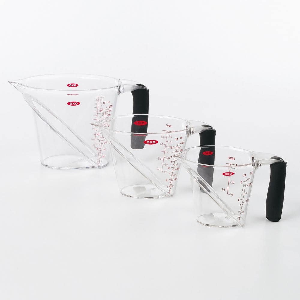 Clear Plastic Angled Measuring Cup Set with Black Handles