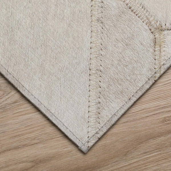 Laredo Ivory 1 ft. 8 in. x 2 ft. 6 in. Indoor/Outdoor Washable Rug