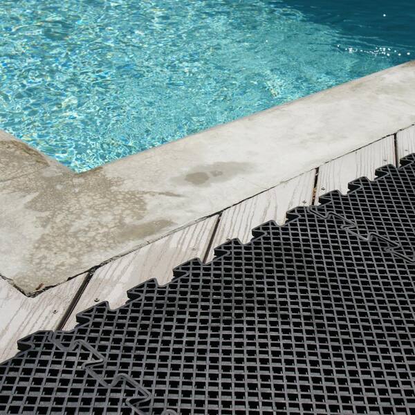 Swimming Pool & Splash Pad Flooring