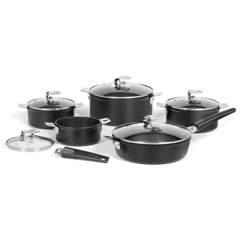 A set of pots and pans with detachable handles. Go from the stove, to the  dining table and straight to the sink - it's that easy! Available…