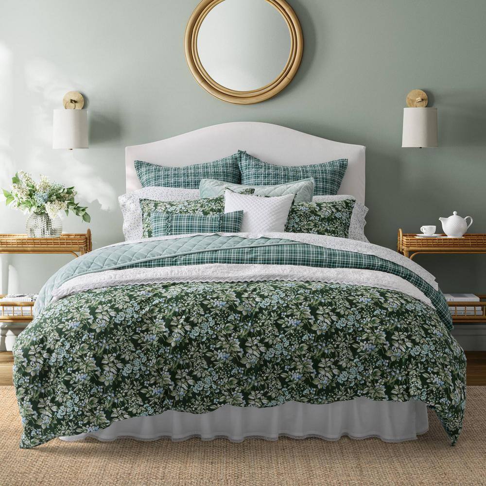 Laura Ashley Bramble Floral 7-Piece Green Cotton Full/Queen Comforter Bonus Set - 1