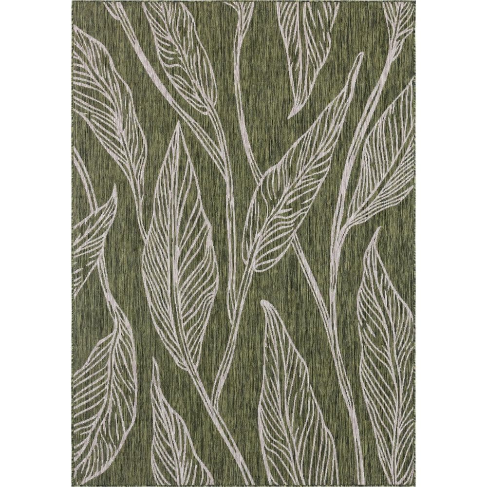 Botanical Green and Ivory Synthetic Outdoor Area Rug, 7' x 10'