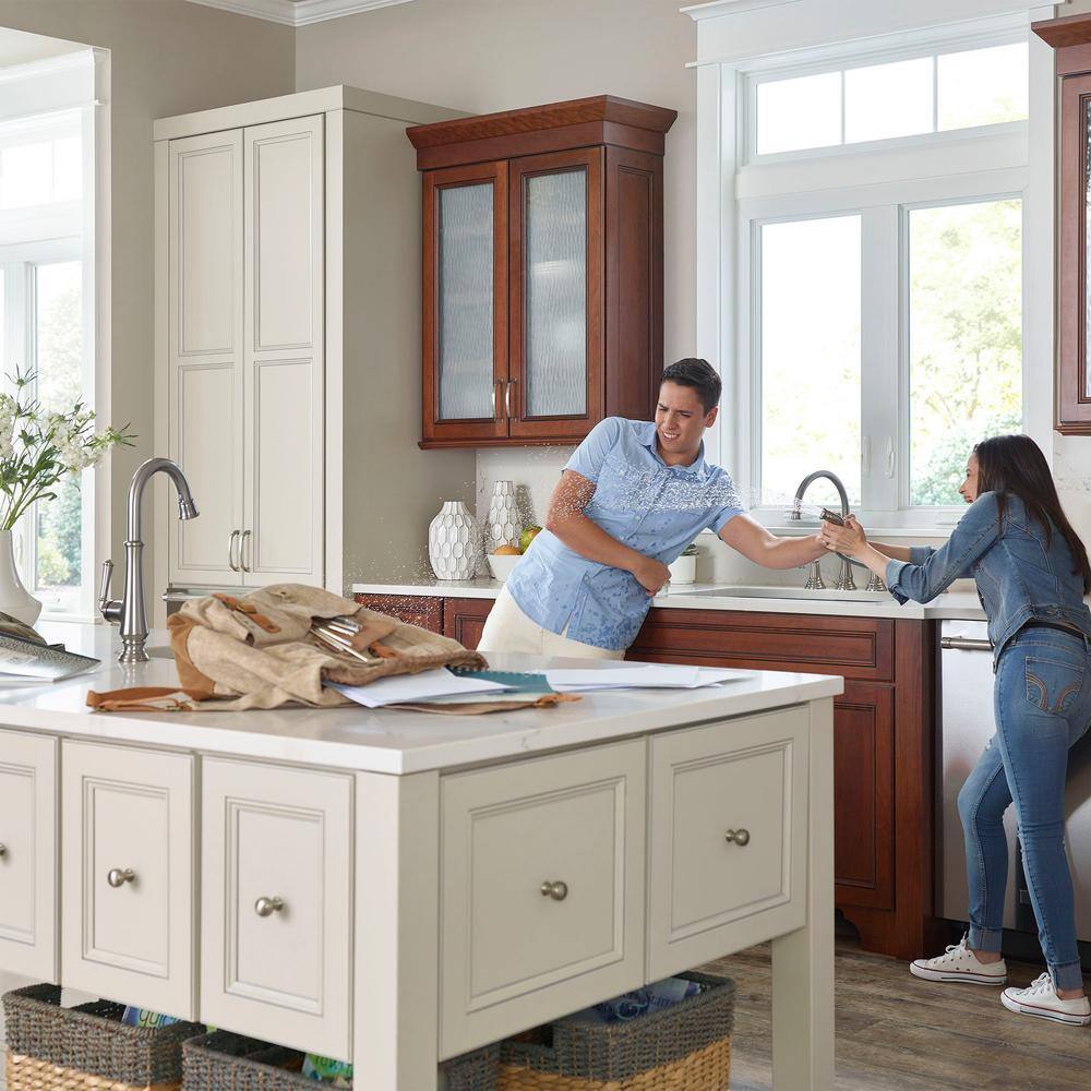 Stainless Steel Single-Handle Pull-Down Kitchen Faucet