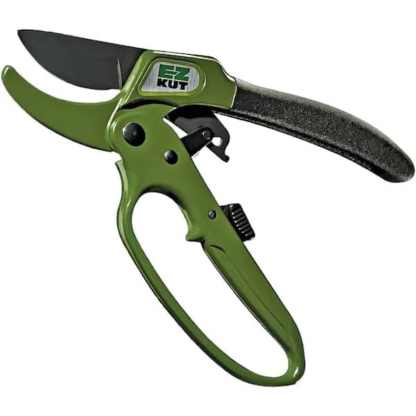 8.26 in. Ratcheting Pruning Shears featuring SK-5 High Carbon Steel Blade for Clean Cuts up to 1.5 in Thick Branches