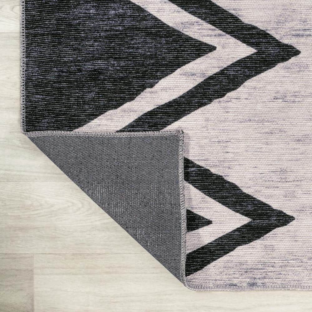 Ivory Chevron Handcrafted 4' x 6' Easy-Care Synthetic Area Rug