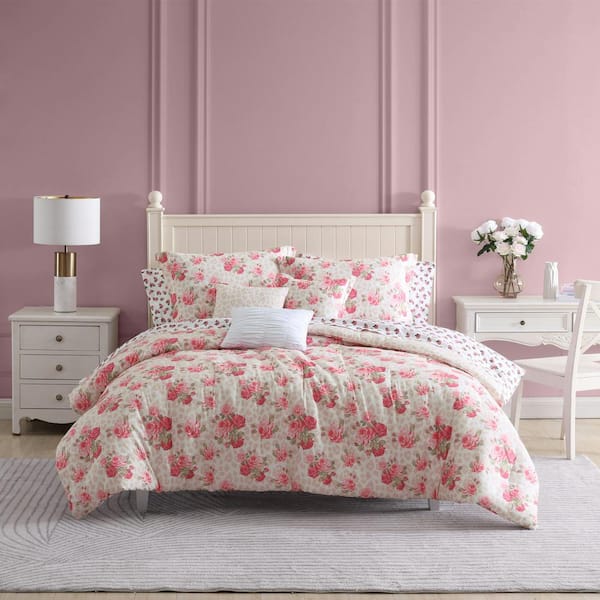 BETSEY JOHNSON Wild Love 6-Piece Pink Microfiber King Bonus Duvet Cover ...