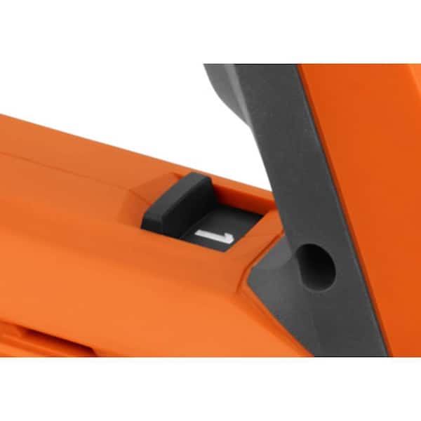 RIDGID - 18V Cordless Grease Gun Kit with (1) 2.0 Ah Battery and Charger