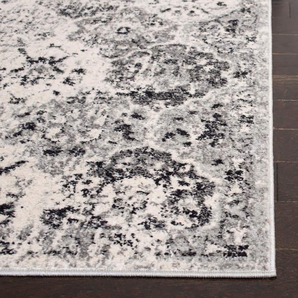 Reversible Silver Grey Synthetic Rectangular Rug - Easy Care and Stain-Resistant