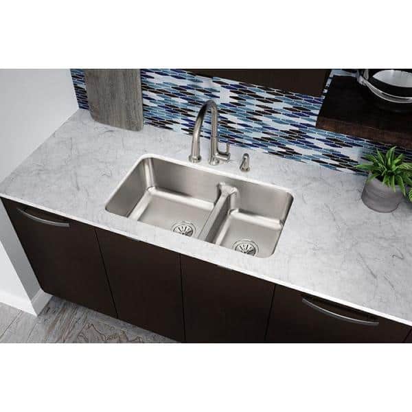 Gourmet Undermount Stainless Steel 32.063.in 0-Hole Double Bowl Kitchen Sink in Satin