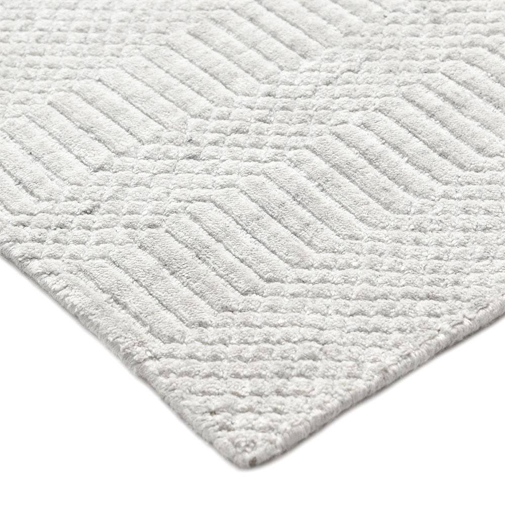 Handmade Ivory Wool and Viscose 9' x 12' Area Rug
