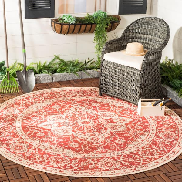 Beach House Red/Cream 7 ft. x 7 ft. Round Oriental Indoor/Outdoor Patio  Area Rug