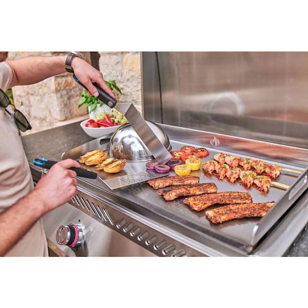 Built-In 700 Series 32 in. Grill Griddle, 2-Burner Propane, Stainless Steel