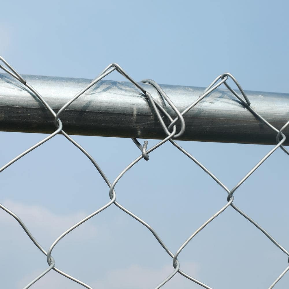 Galvanized Steel Diamond Mesh Chain Link Fence Kit, 4 x 50 ft, Silver
