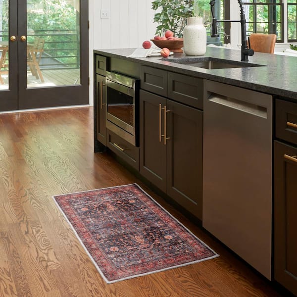 Machine Washable Brilliance doormat 2 ft. x 4 ft. Floral Traditional Kitchen Area Rug