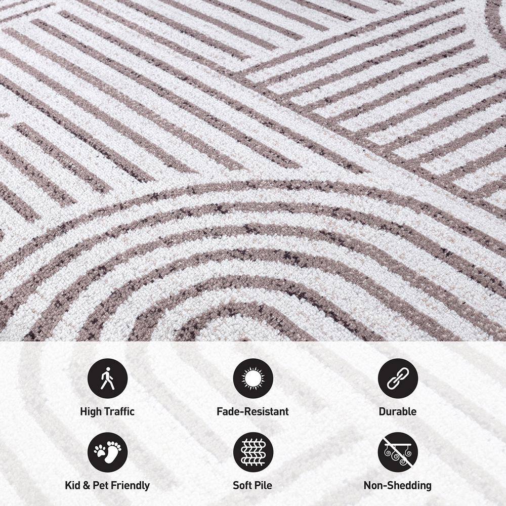 Modern Geometric Brown and Ivory Synthetic Area Rug 7'10" x 10'