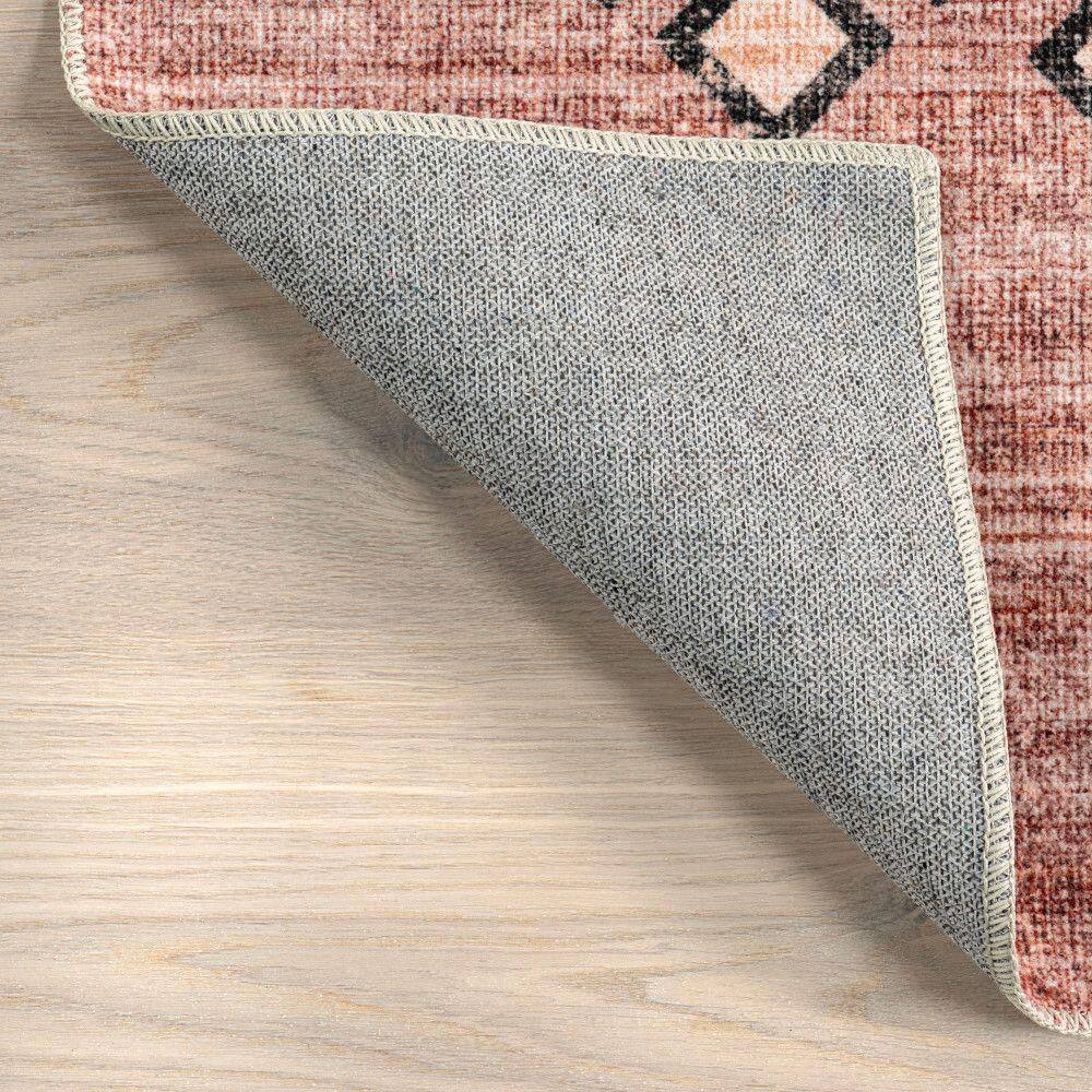 Lauren Liess Sagebrush Blush Geometric Washable Synthetic Area Rug 4' x 6'