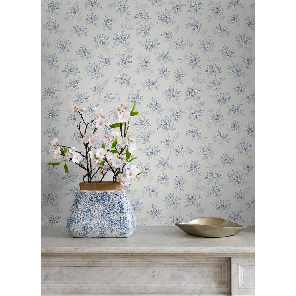 Sofiane Blue and White Botanical Trail Pre-pasted Wallpaper