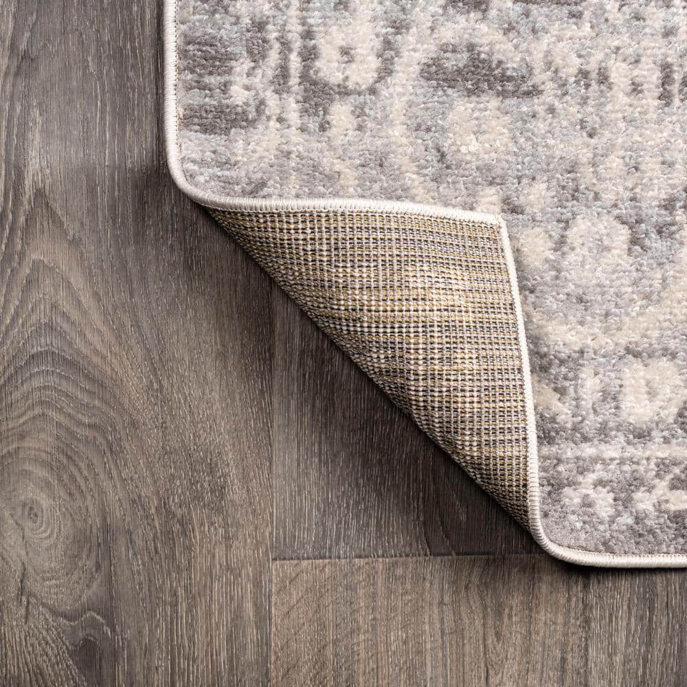 Mediterranean Filigree Medallion Light Gray/Cream Synthetic Area Rug