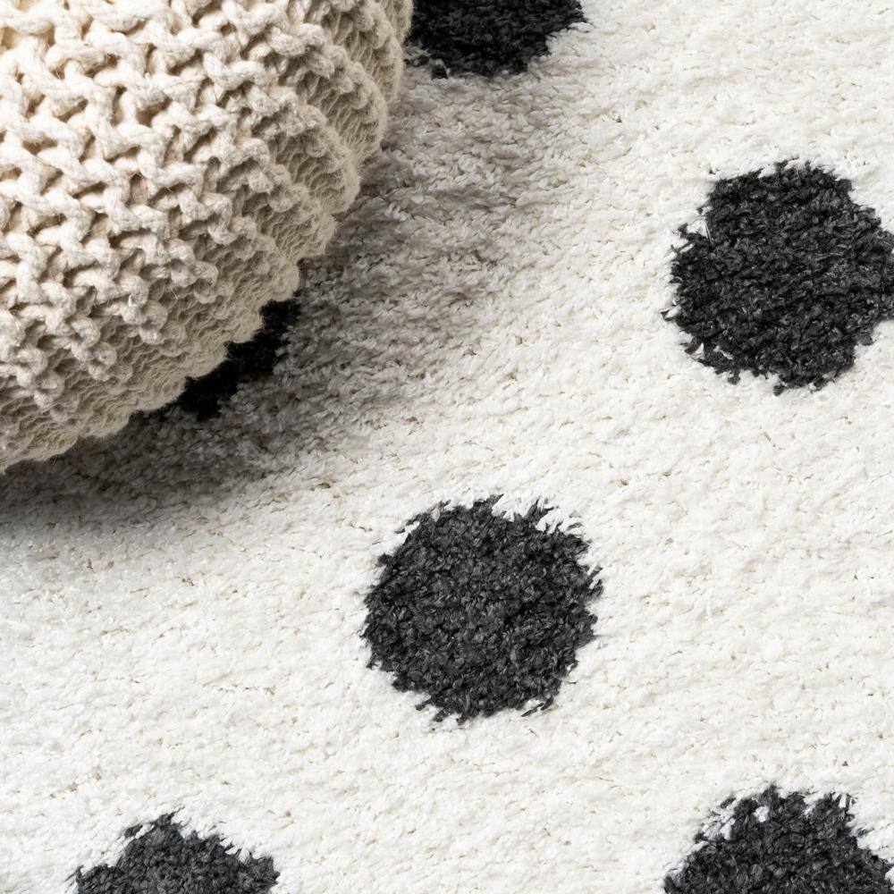 Easy-Care Charcoal and Ivory Polka Dot Shag Rug 3'x5'