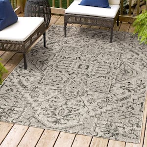 Estrella Bohemian Medallion Black/Gray 5 ft. 3 in. x 7 ft. 7 in. Textured Weave Indoor/Outdoor Area Rug