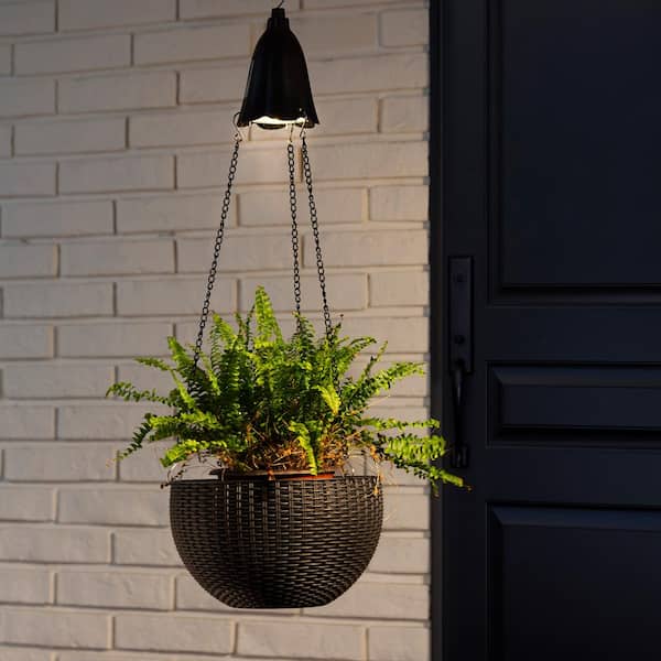 Glitzhome 10.25 in. D Solar Lighted Black Plastic Hanging Planter