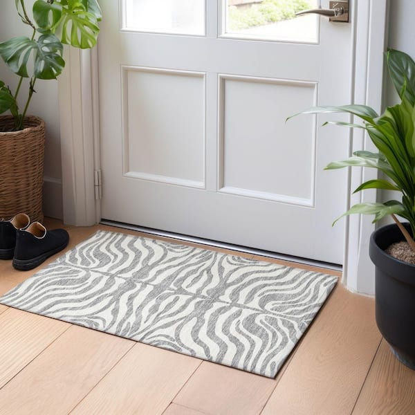 Chantille Machine Washable Indoor/Outdoor Abstract ACN1042 Gray 1 ft. 8 in. x 2 ft. 6 in. Area Rug