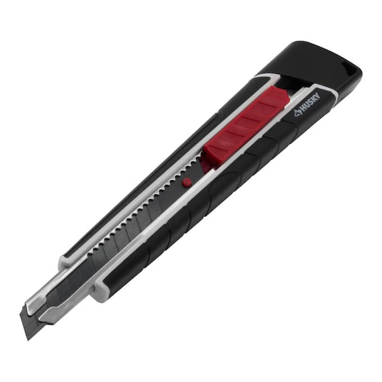 Husky 9 mm Pro 13-Point Snap Blade Knife with 3 Black Blades