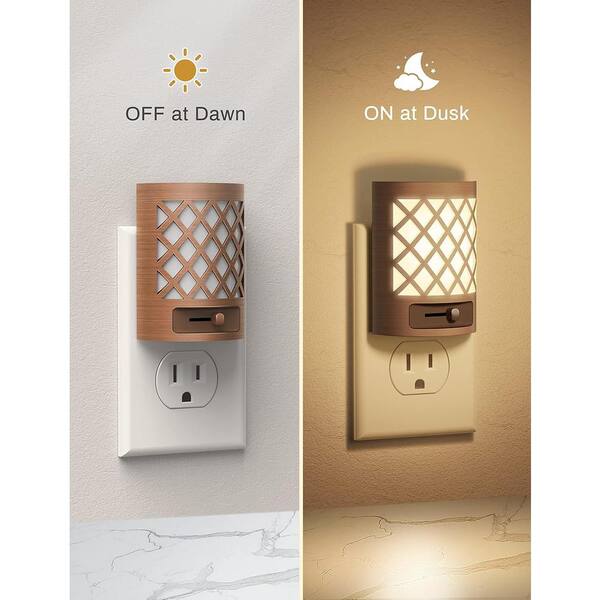 Deals Scentsy Plug-In Nightlight Bundle Reserved for Shellygirl