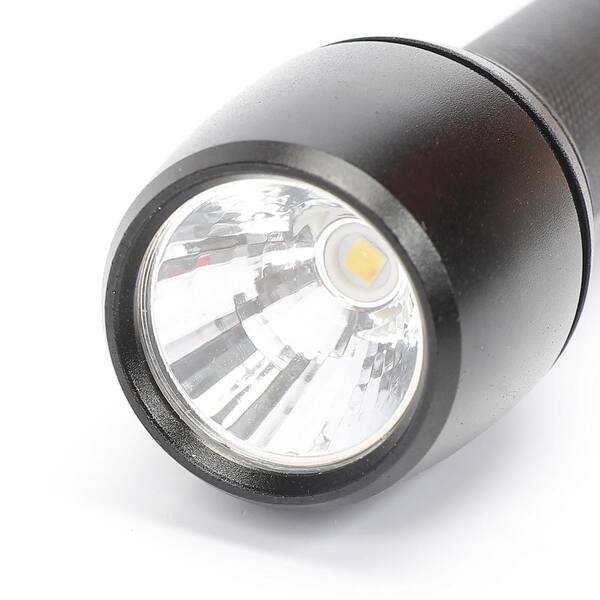 BLACK+DECKER LED 200 Lumens Flashlight 